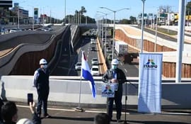 Las obras del multiviaducto de Ciudad del Este fueron oficialmente habilitadas este viernes.