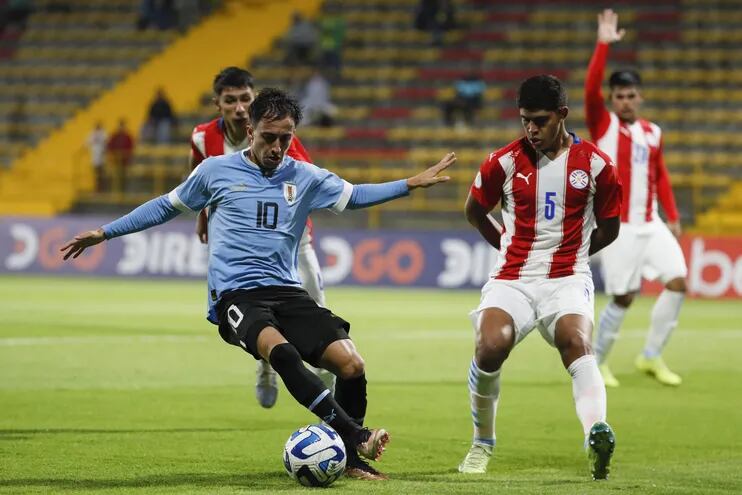 Paraguay no pudo ante Uruguay y es el último de la clasificación