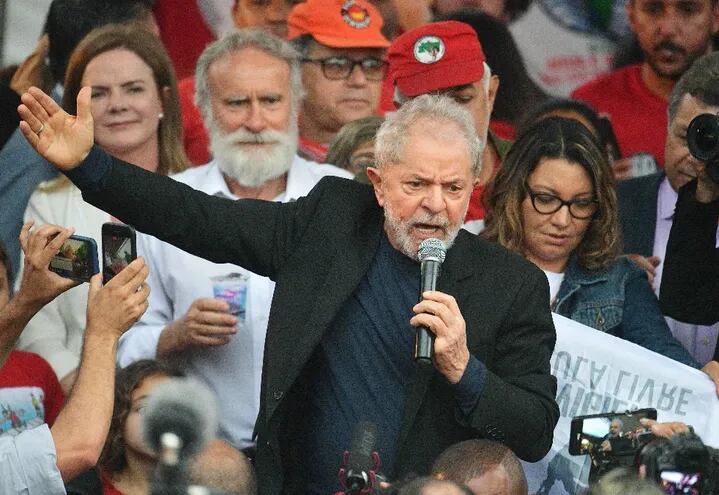 Bajo el gobierno de Lula da Silva fue montado en el Brasil el mayor esquema de corrupción conocido en su historia.q