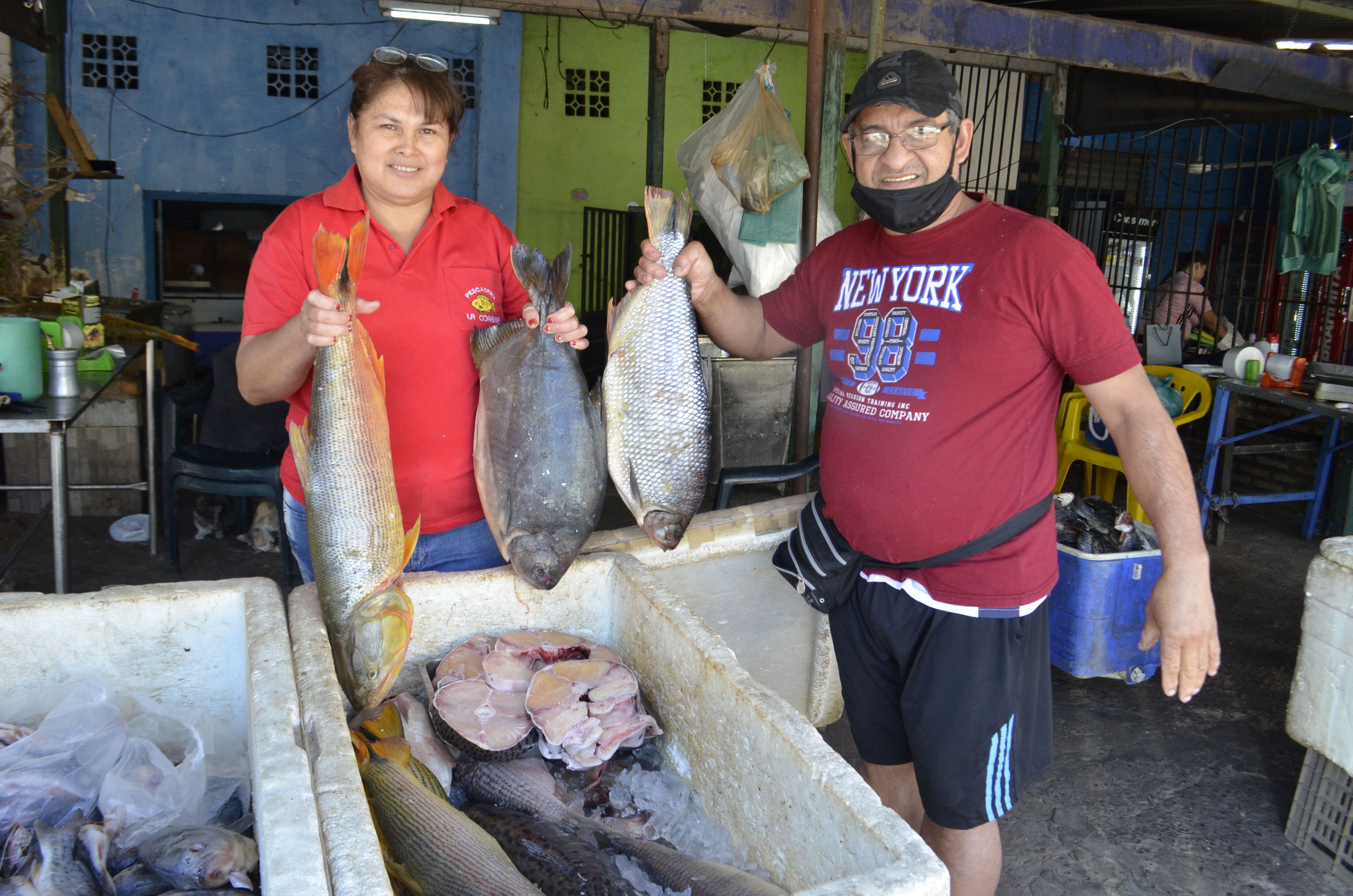 El pescado fresco y los mejores ejemplares se pueden adquirir en la localidad de San Antonio, ubicada en el sur del Departamento Central y a escasos 20 km de la capital del país, Asunción.