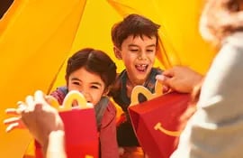 Las colecciones de juguetes de la Cajita Feliz de McDonald's serán 100% sustentables.