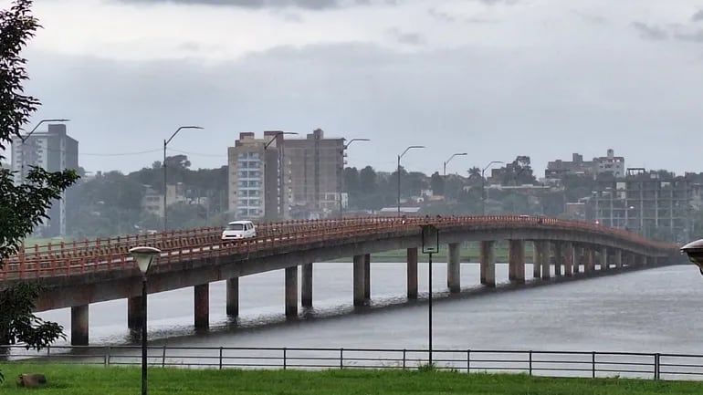 Puente Yacú Paso, Encarnación.