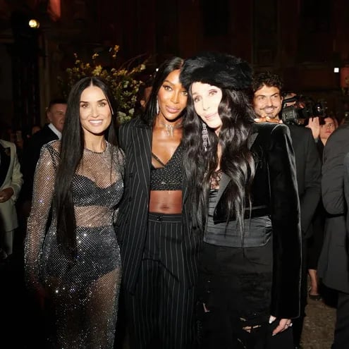 ¡Tres diosas juntas! Demi Moore, Naomi Campbell y Cher.