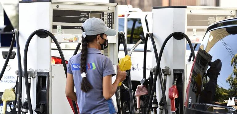 Petropar está evaluando una suba de precios   de algunos de sus productos, confirmó el MIC.