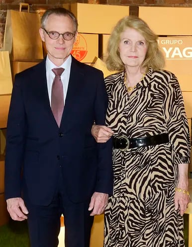Moritz J. y Eva María Weig, hijos del fundador de Cartones Yaguarete, hoy Grupo Yaguarete.
