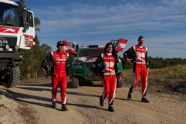 Juan Manuel "Pato" Silva, Andrea Lafarja y Eugenio "Pachu" Arrieta integran el Puma Energy Rally Team, que competirá en el Dakar 2022.
