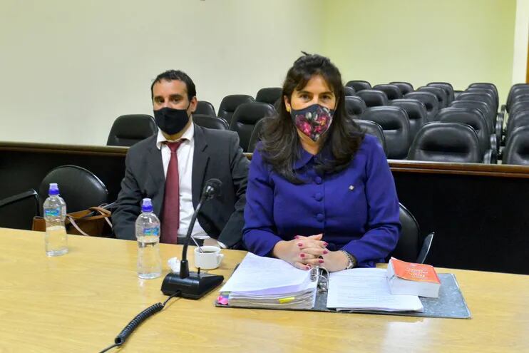 Fiscala Victoria Acuña, denunciada ante el JEM por supuesto mal desempeño en sus funciones.