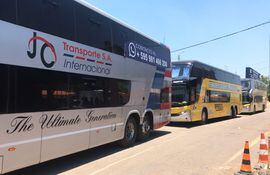 Falcón frontera Paraguay Argentina buses