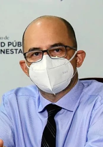 Doctor Héctor Castro.