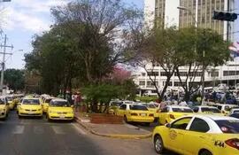 taxis-alta-informalidad-laboral-en-el-sector-113856000000-1682255.jpg