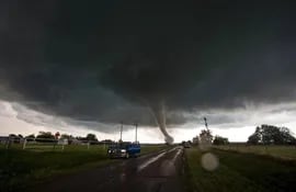 tornados-en-oklahoma-causan-dos-muertos-15848000000-1457264.jpg