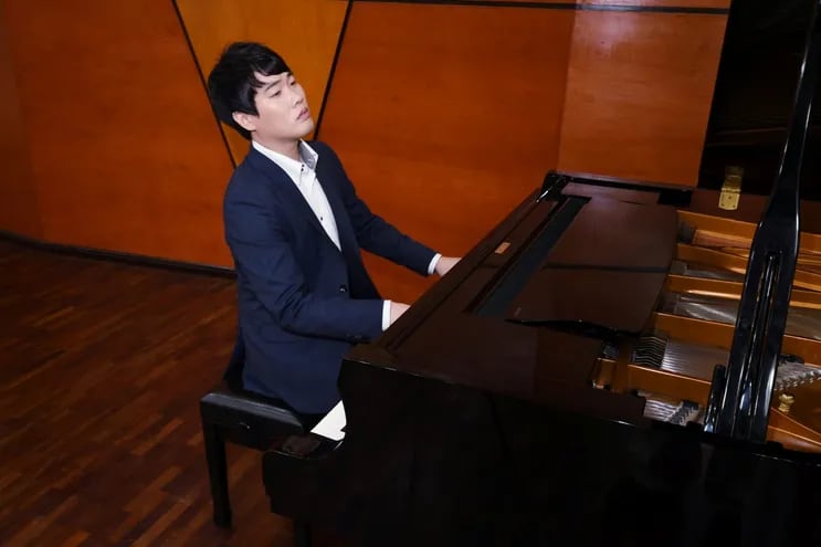 El pianista David Lee estará como solista en el concierto "Una sinfónica Navidad" de la OSN.