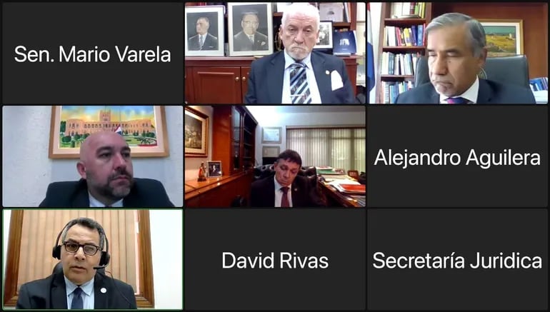Los ministros César Garay y Manuel Ramírez Candia, el presidente del Jurado Orlando Arévalo, Oscar Paciello Samaniego y Alfredo Enrique Kronawetter, en la sesión virtual del JEM.