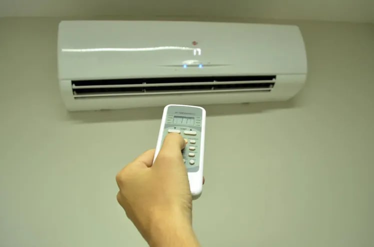 Se recomienda realizar mantenimiento del aparato de aire acondicionado.