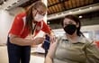 Paraguay realiza vacunación de personas de 35 años en adelante.