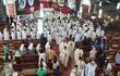 Decenas de sacerdorte participaron de la misa crismal en Ciudad del Este.