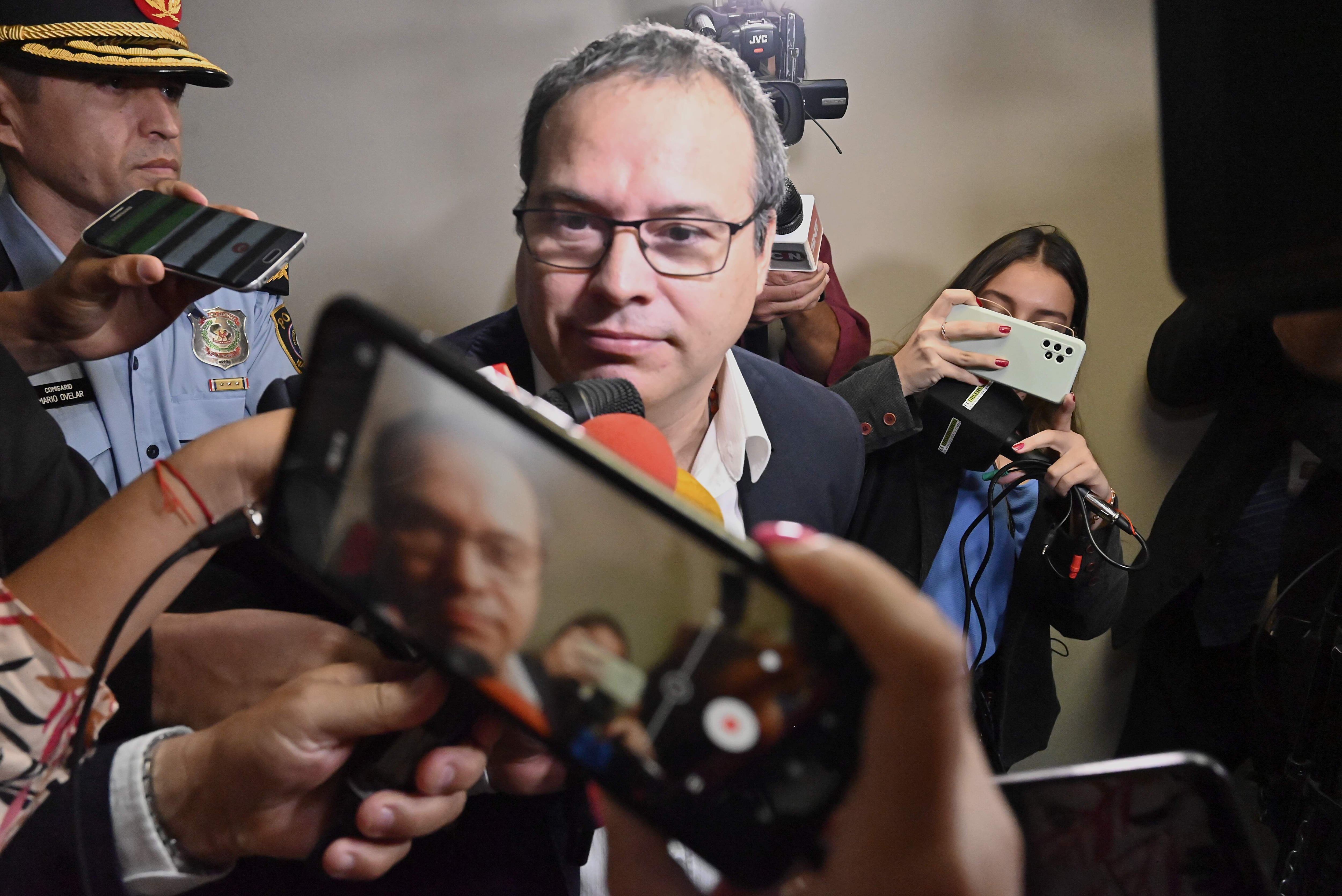 Carlos Granada se abstuvo de declarar en caso coacción sexual Carlos Granada se abstuvo de declarar en caso coacción sexual