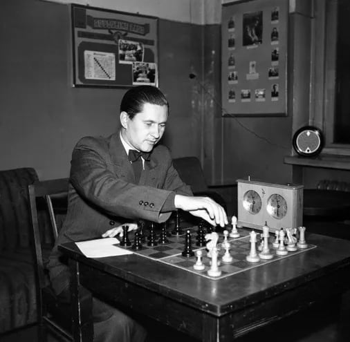 Paul Keres en 1948 (Foto Vaidla, Novosti Press).