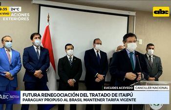 Conferencia de prensa de la Cancillería paraguaya y autoridades de Itaipú, tras el retorno del Brasil, donde se manifestó la postura del Gobierno de mantener la tarifa vigente de Itaipú durante el 2022.