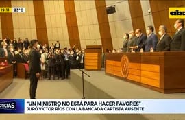 Juró Víctor Ríos y legisladores de la bancada cartista no participaron del acto