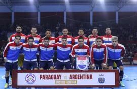 Selección paraguaya que jugará esta noche el segundo amistoso contra su par de Argentina.