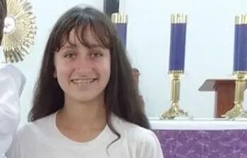 Buscan a la adolescente Lariza Ramona Benítez Ríos de 16 años.