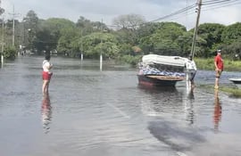 Inundación en Ayolas.