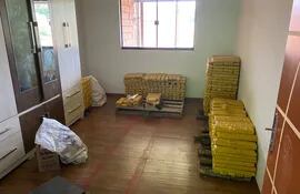 Incautación de 611 paquetes de marihuana prensada en Zanja Pytã.
