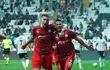 Óscar Romero (d) marcó ayer el gol del empate para su equipo en Turquía.
