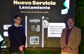 Luis Angulo y Óscar Urdapilleta, director y gerente general de wepa, respectivamente, presentaron el nuevo servicio en la Expo Mariano.