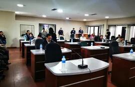 Los concejales de Alto Paraná en la sesión de este martes en la Junta Departamental.
