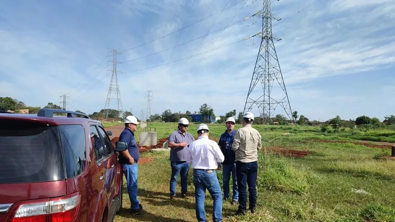 La ANDE quiere vender 1.000 MW en extra alta tensión (500 kV), para uso final en el país.