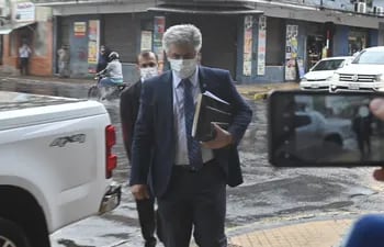 Arnaldo Giuzzio, exministro del Interior, recusó hoy a los fiscales Osmar Legal y Liliana Alcaraz, pero en su carácter de testigo.