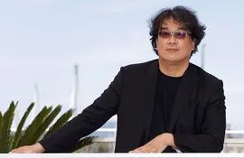 El cineasta surcoreano Bong Joon-Ho posa en el Festival de Cannes.