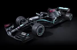 El monoplaza negro de Mercedes para la temporada 2020 en honor a la lucha contra el racismo.