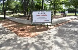 Plaza Lola de Miño, primera mujer senadora del Paraguay. En Asunción, solamente cuatro plazas tienen nombres de mujeres paraguayas.