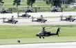 helicopteros-estadounidenses-apache-durante-las-maniobras-con-corea-del-sur-efe-202939000000-1620160.jpg