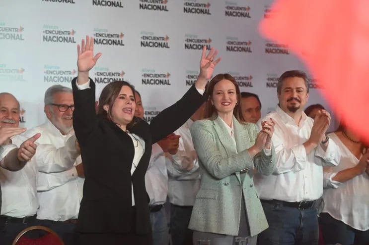 La diputada del Partido Encuentro Nacional (PEN), Kattya González, declinó su candidatura a la presidencia de la República.