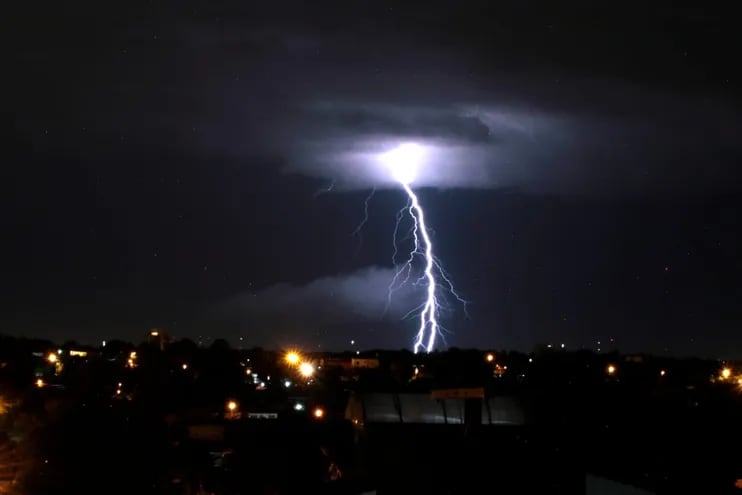 Imagen de archivo sobre una tormenta eléctrica.