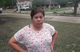 Rocío Estigarribia, quien estuvo detenida por unas 6 horas en la comisaría de Fuerte Olimpo, al ser confundida con otra persona.