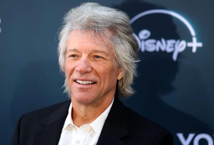 Jon Bon Jovi durante la premiére de "Thank You, Goodnight: la historia de Bon Jovi" en Londres. El cantante brindó detalles acerca de su recuperación tras una cirugía de las cuerdas vocales.