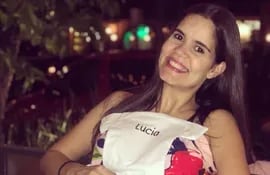 Natalia De Souza será madre de trillizas idénticas