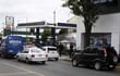 El Gobierno descartó susbsidiar los combustibles de Petropar tras críticas de que la medida benefició a políticos.