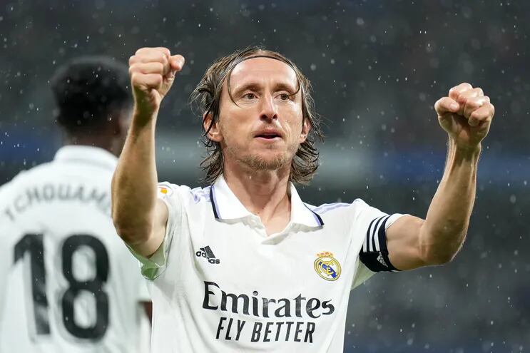 Luka Modric seguirá una temporada más en Real Madrid, club al que llegó en el 2012.