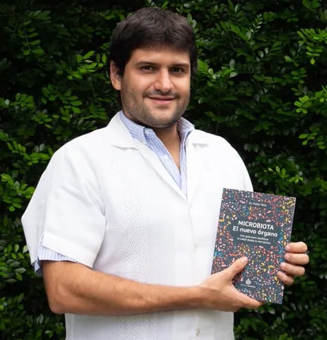 El doctor Pablo Peña, máster en Microbiota Humana, es autor del libro “Microbiota el nuevo órgano”.