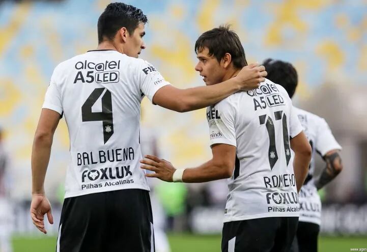 Fabián Balbuena (i) y Ángel Romero (d), nuevamente juntos en Corinthians.