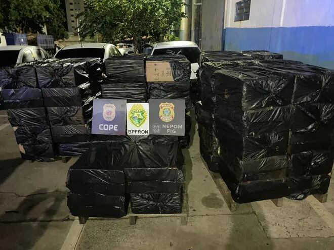 Las cajas incautadas fueron llevadas al depósito de la Receita Federal de Foz de Iguazú.