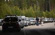 Control de frontera entre Rusia y Finlandia. Miles de jóvenes rusos buscan salir del país.  (AFP)