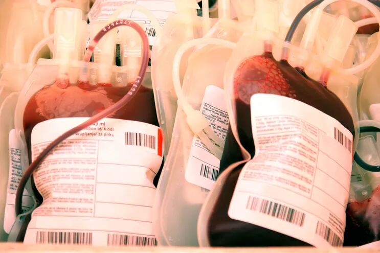 donación de volúmenes de sangre para trasfusión