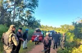 Efectivos policiales están monitoreando intenciones de supuestos sin tierras que amenazan ocupar inmuebles en Mbuyapey.